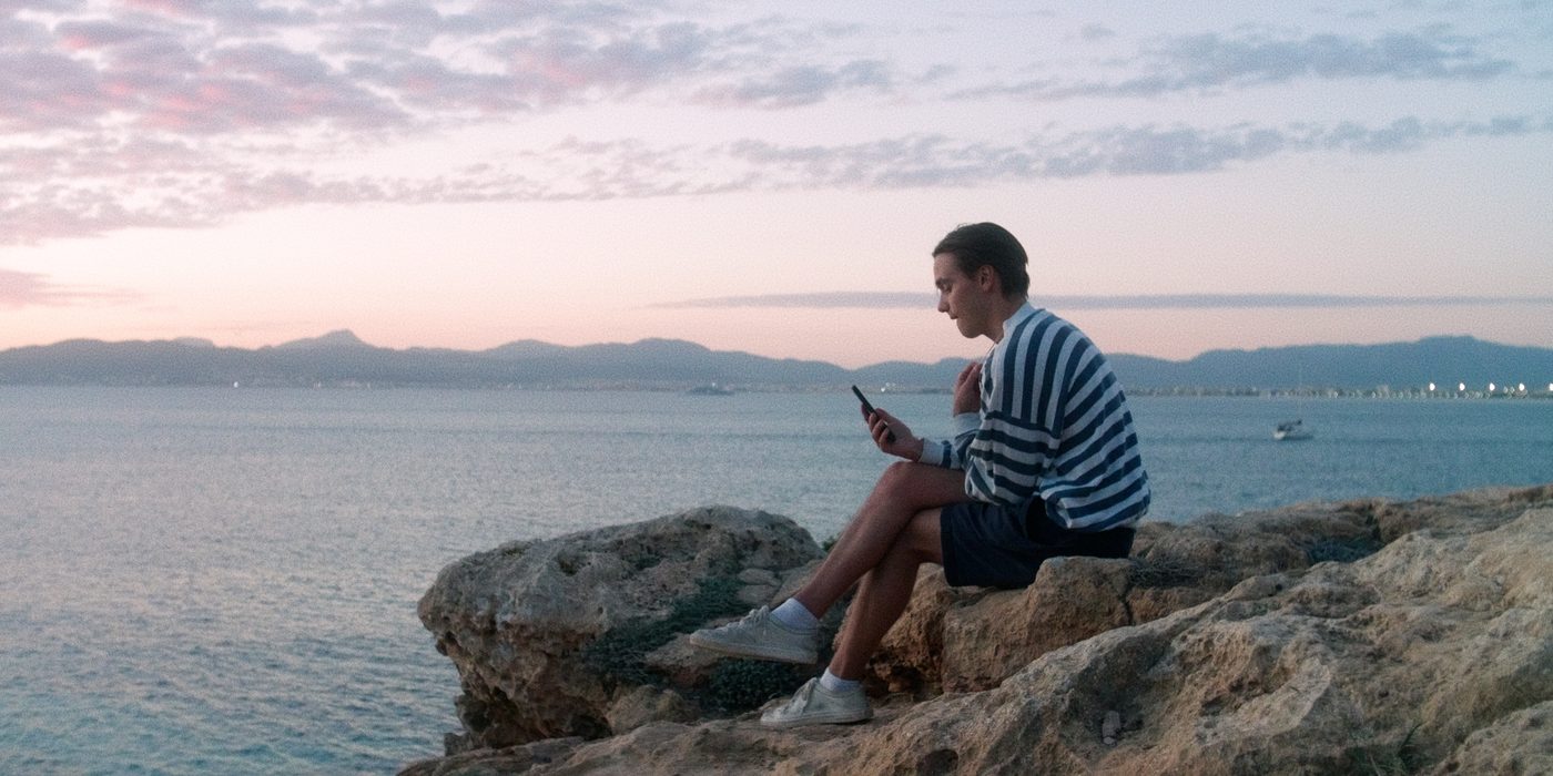 MORGEN IRGENDWO AM MEER — Still 4